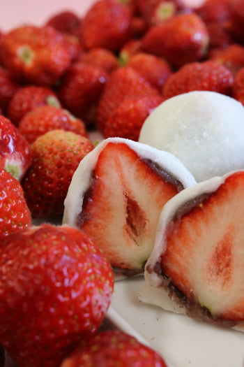 毎朝手包み！ こだわりの苺大福